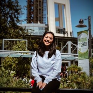 Meet your Posher, Stella